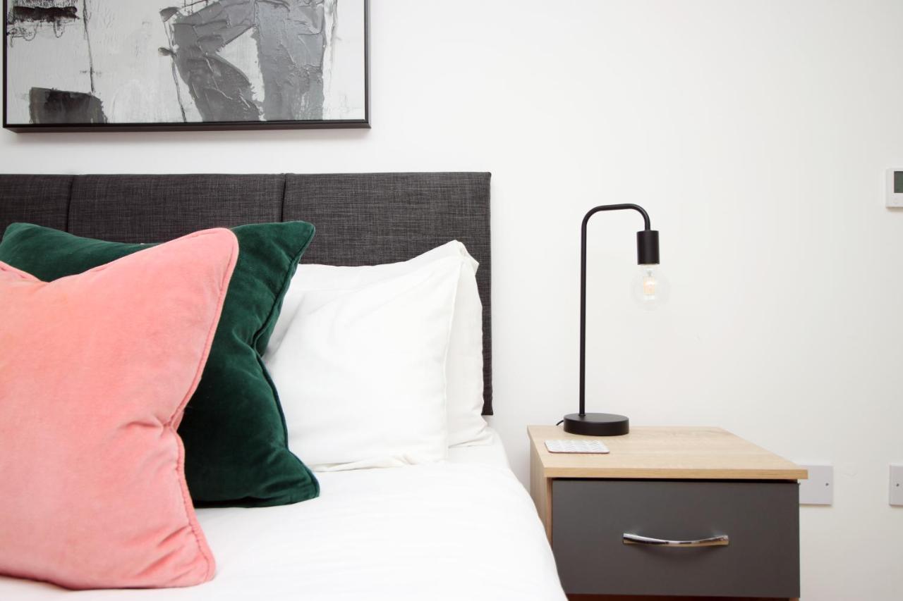 Flat 1 Batheaston By Mia Living Stylish 1 Bedroom Property With Free Parking エクステリア 写真