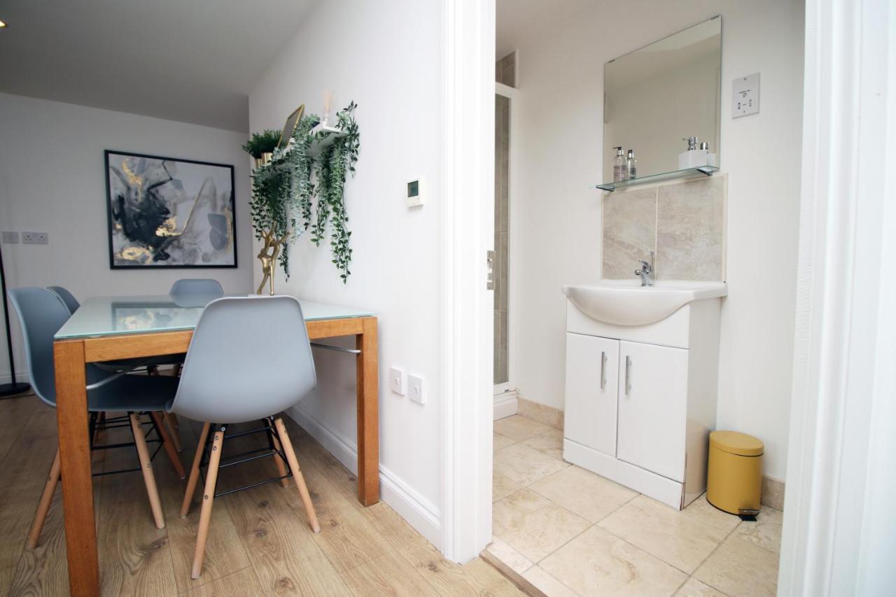 Flat 1 Batheaston By Mia Living Stylish 1 Bedroom Property With Free Parking エクステリア 写真