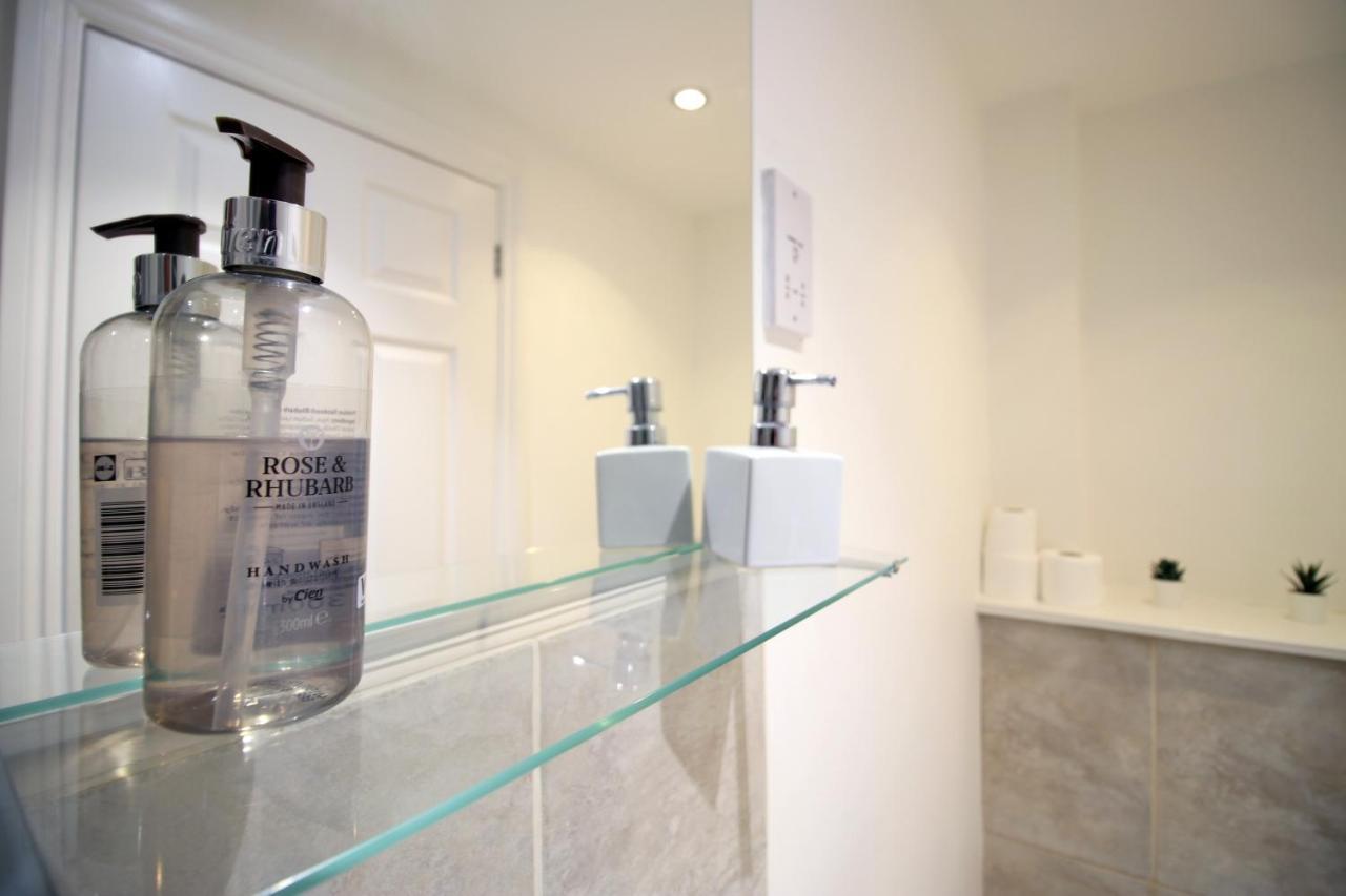 Flat 1 Batheaston By Mia Living Stylish 1 Bedroom Property With Free Parking エクステリア 写真