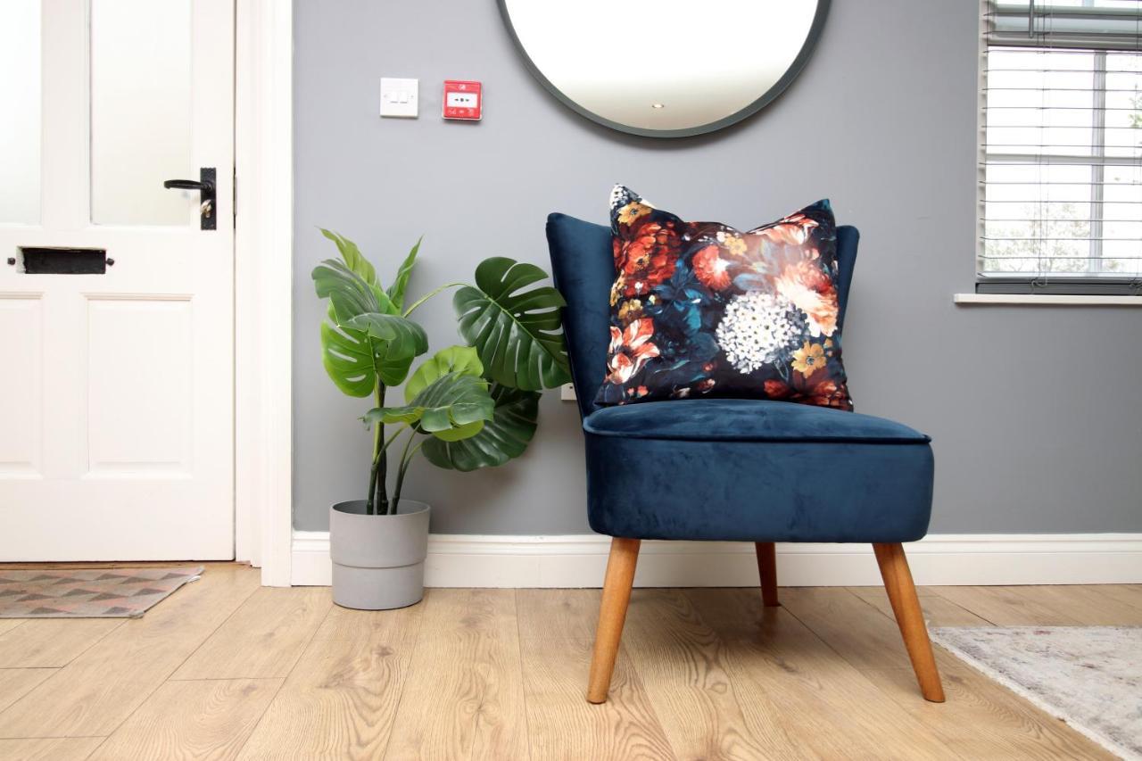 Flat 1 Batheaston By Mia Living Stylish 1 Bedroom Property With Free Parking エクステリア 写真